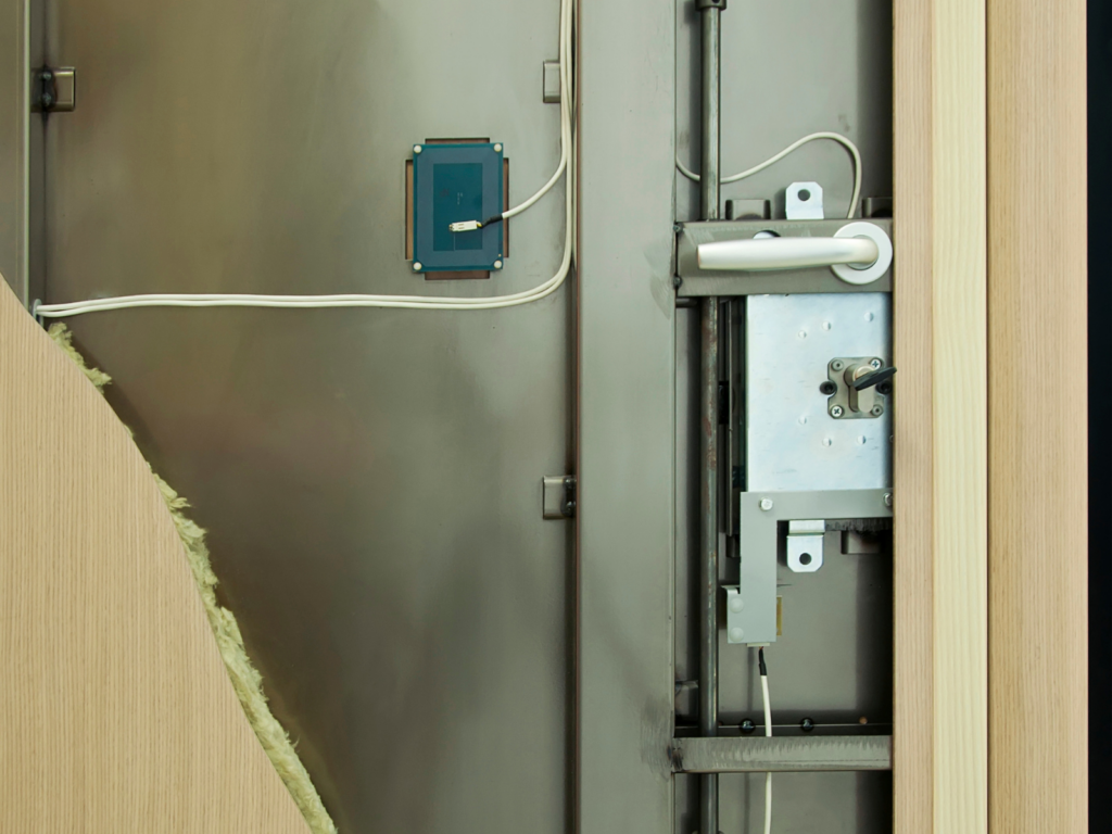 Empresa de cerrajería especializada en apertura de puertas acorazadas en Arroyomolinos